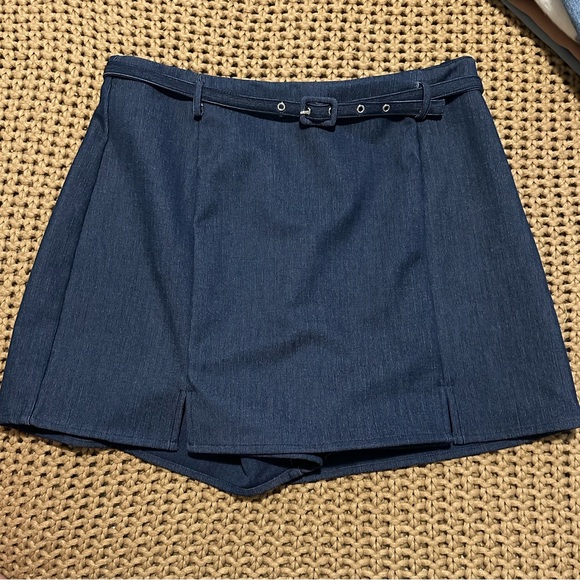 Mini skort - Picture 3 of 4